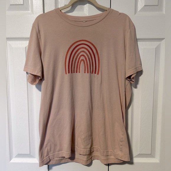 🌈 Blush Pink Rainbow T-Shirt - Picture 1 of 3